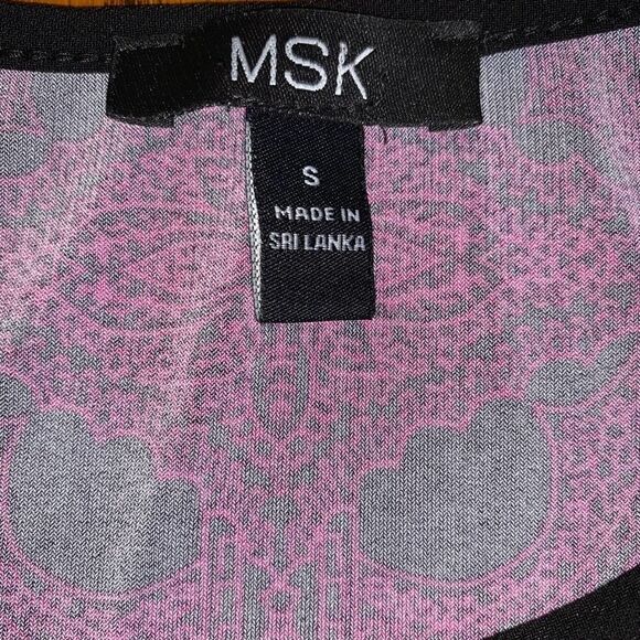 MSK Scoop Neck 3/4 Sleeve Medallion Dress - Picture 5 of 7